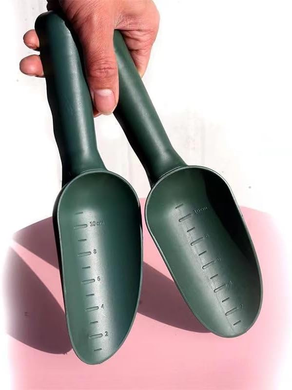 2Pcs Plastic Garden Shovel Multi-Function Plastic Scoop Soil Shovel Succulent Soil Shovel Scoop Gardening Tools for Flower Vegetables Soil Transplanting Scoop Gardening Tools