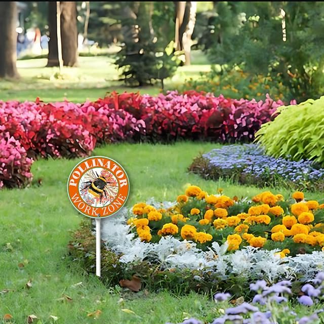 Kurmntregon Pollinator Work Zone Garden Sign Pollinators Friendly Yard Sign Bees Butterflies Round 9.2inch Rustproof Aluminium Home Farm Garden Porch Decor Outside Outdoor Lawn