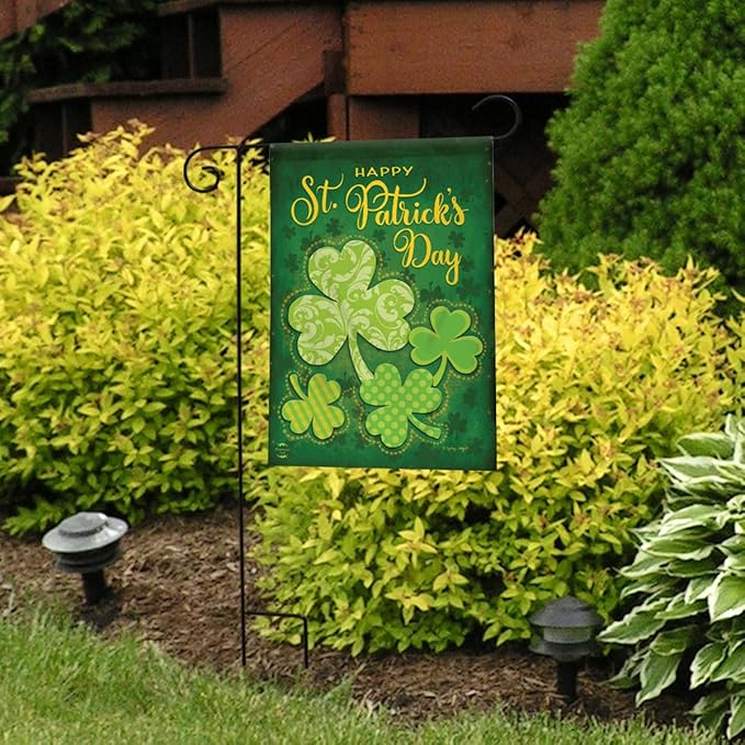 Briarwood Lane Lucky Shamrocks Garden Flag