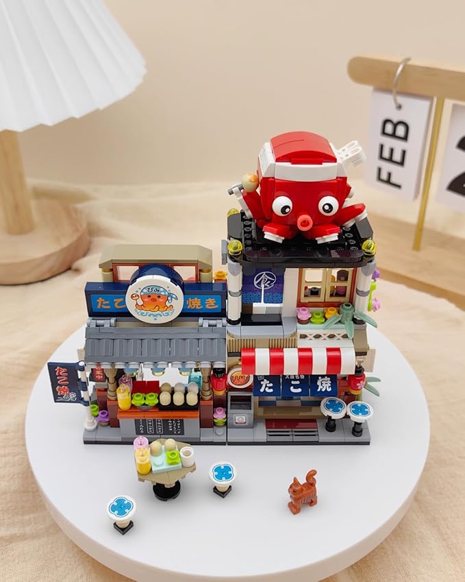 Japanese City Street View Takoyaki Shop, MOC Creative Mini Building Blocks House Set 722 pcs, Simulation Architecture Construction Toy, Gifts Idea for Kids Adults (1218)