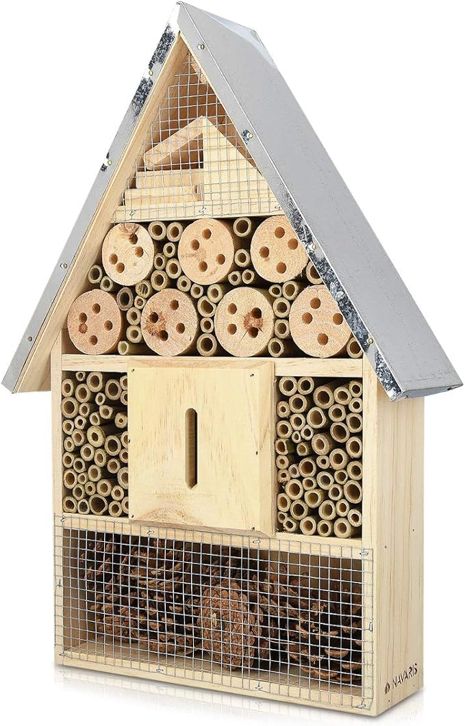 Navaris XL Wooden Insect Hotel - 9 x 16 x 3 Inches - Natural Wood Insect Home Bamboo Nesting Habitat - Garden Shelter for Bees, Butterflies, Ladybugs