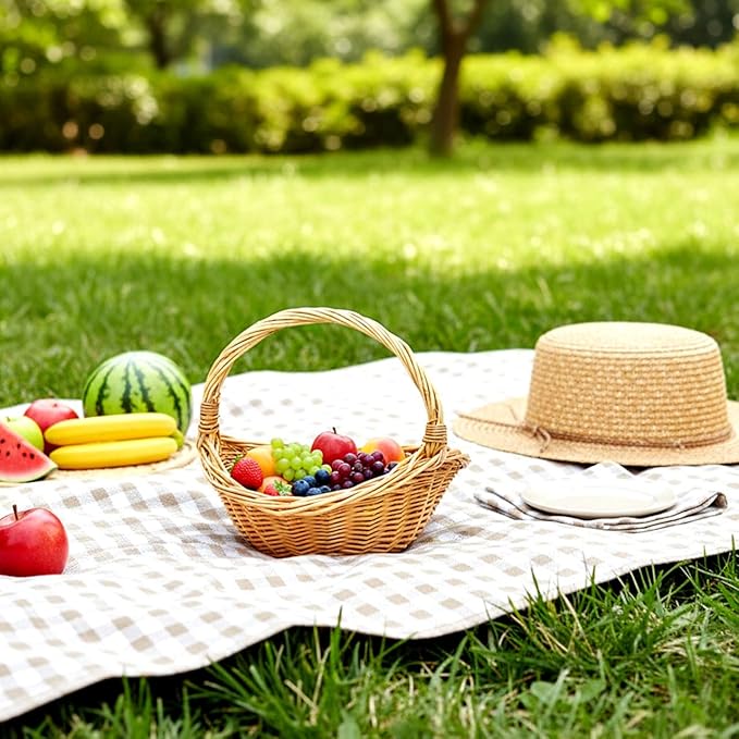 Kisangel Wicker Picnic Basket with Handle, 8.66 x 7.07 x 7.87in Wicker Flower Basket Small Storage for Weddings, Garden Home Fruits Vegetable Decor