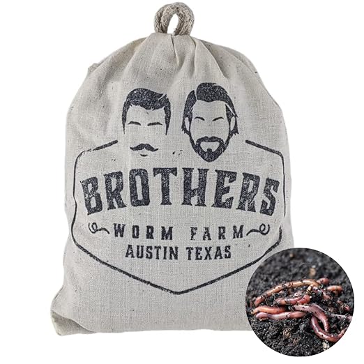 BROTHERS WORM FARM - 1/2 LB (~500) Red Wiggler Compost Worm Blend. Live Worms for Composting and Creating Worm Castings at Home. Ideal for Worm Composters, Gardens, and Worm Bins.