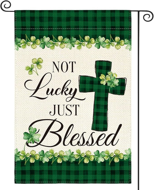 AVOIN colorlife Lucky Clover St Patricks Day Garden Flag Vertical Double Sided, Buffalo Plaid Rustic Farmhouse Shamrock Yard Outdoor Decoration 12 x 18 Inch, Green
