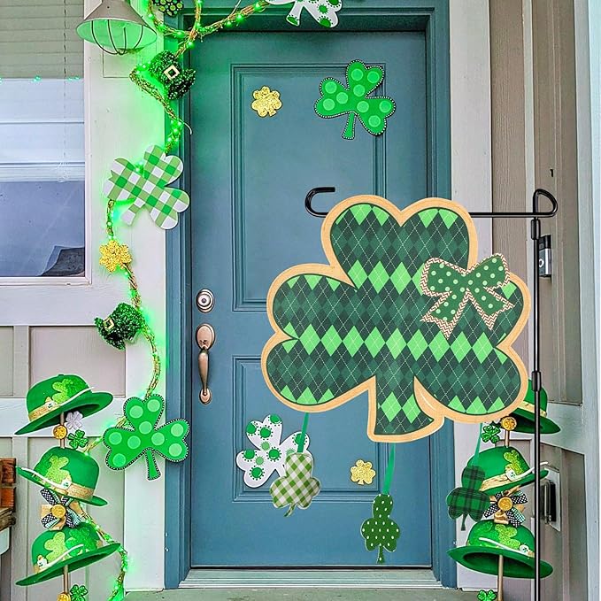 St Patrick Shamrock Garden Flag Banner Outdoor Decorations for Outside Double-Sided Printed, St Patricks Shamrocks Yard Flags House Yard Spring Seasonal Decoration 15 x 14 Inch Striped Plaid