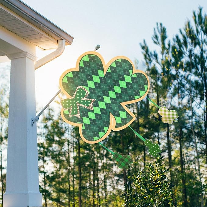 St Patrick Shamrock Garden Flag Banner Outdoor Decorations for Outside Double-Sided Printed, St Patricks Shamrocks Yard Flags House Yard Spring Seasonal Decoration 15 x 14 Inch Striped Plaid
