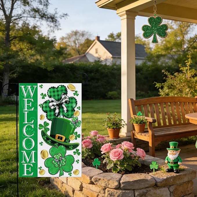St Patrick's Day Garden Flag, 12x18 Inch Green Lucky Clovers Double Sided Flag for Courtyard Decoration, St Patrick's Day Welcome Outside Banner for Home Holiday Party Decoration