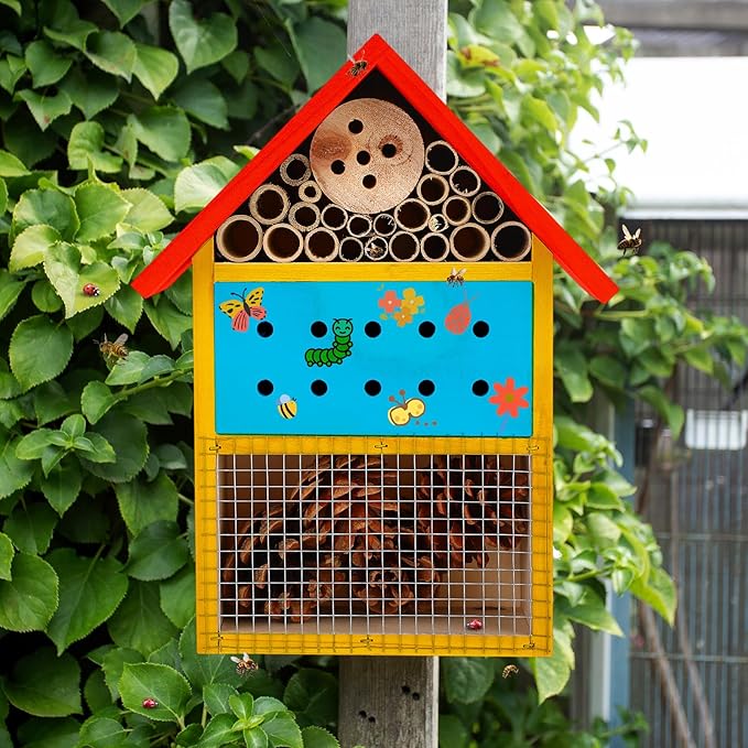 Leinuosen 4 Set Bug Hotel Kit, Wood DIY Cedar Craft for Building Bee, Hanging Insect Hotel for Bee, Butterfly, Ladybirds, Beneficial Insect Habitat, Educational Kit for Adults, Parents and Teachers