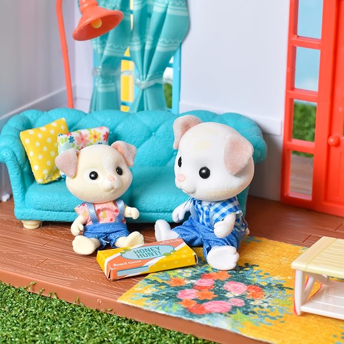 Honey Bee Acres Cozy Living Room Décor – 28 Pieces Accessory Set | Colorful Farmhouse Doll Furniture | Pretend Play Toys for Kids - Sunny Days Entertainment