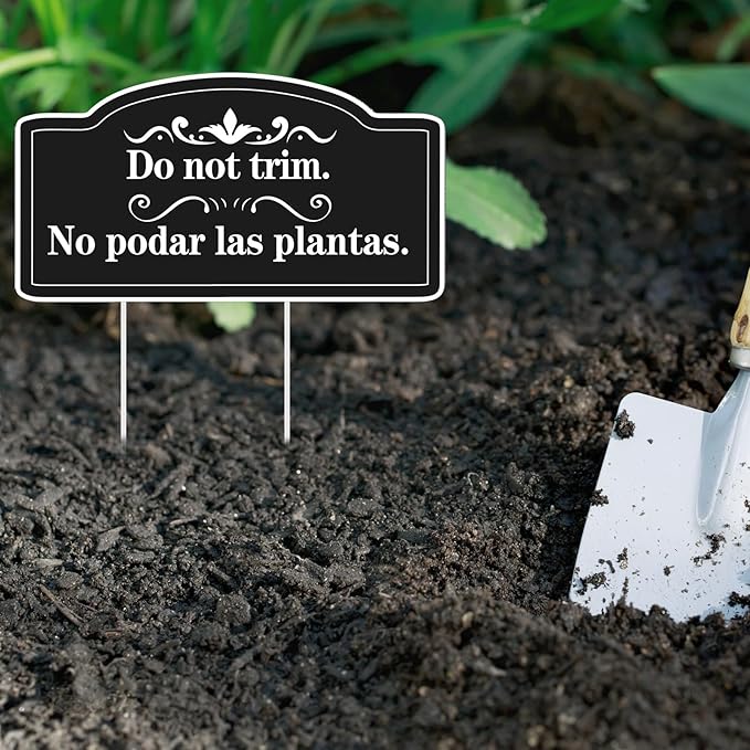 Soaoo 4 Pcs Corrugated Plastic Do Not Trim Yard Signs with Stakes 6.2 x 3.3 Inch 9.2 x 4.9 Inch Plant Signs Bilingual Garden Markers for Outdoor Lawn (Black,Elegant)