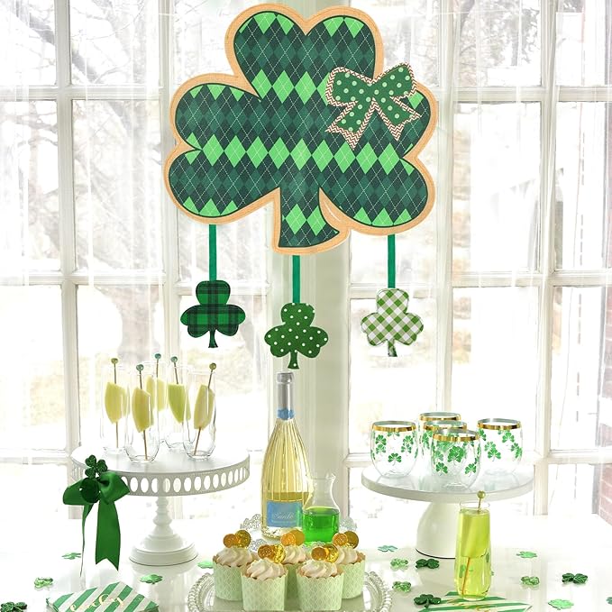 St Patrick Shamrock Garden Flag Banner Outdoor Decorations for Outside Double-Sided Printed, St Patricks Shamrocks Yard Flags House Yard Spring Seasonal Decoration 15 x 14 Inch Striped Plaid